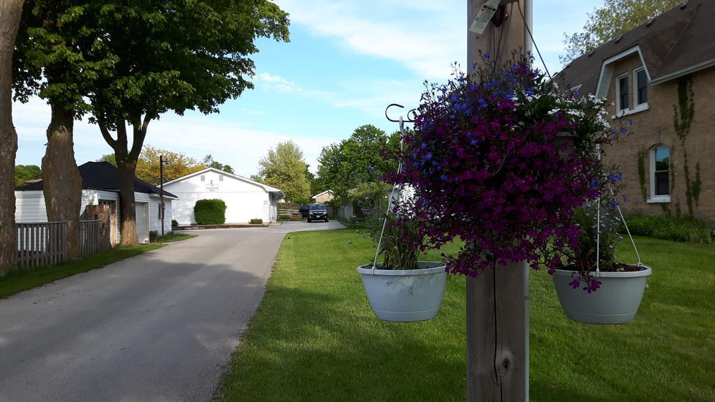 The Maplewood Motel Port Elgin Bagian luar foto