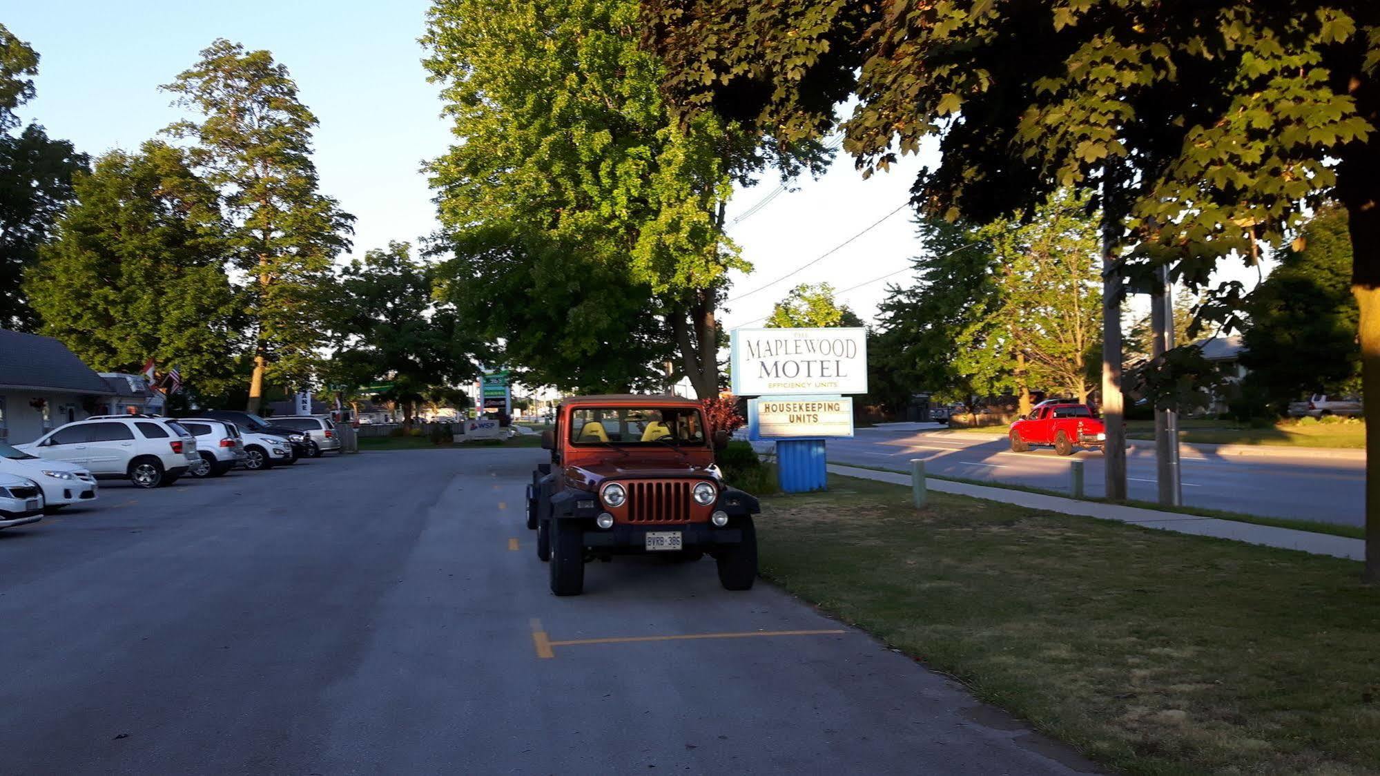 The Maplewood Motel Port Elgin Bagian luar foto