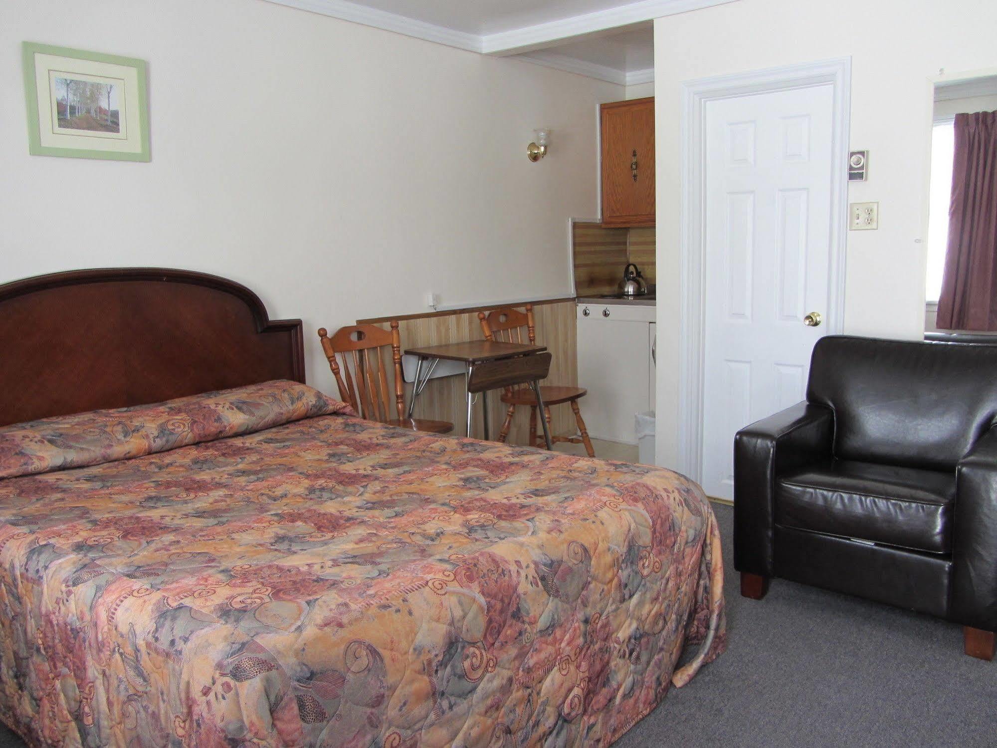 The Maplewood Motel Port Elgin Bagian luar foto