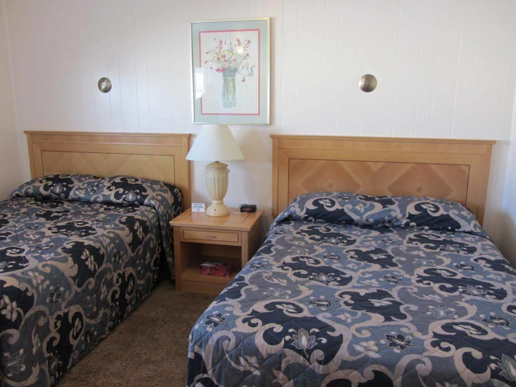 The Maplewood Motel Port Elgin Bagian luar foto